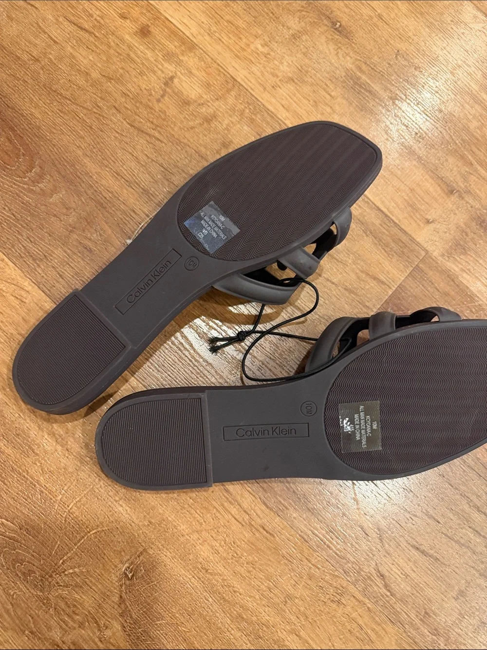 size 10M calvin Klein women’s Matte Black CK Logo Slide Sandals